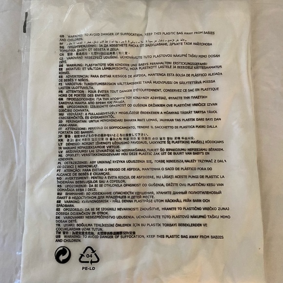 Vampire’s Wife x H&M Printed T-Shirt Sz M - Picture 5 of 5